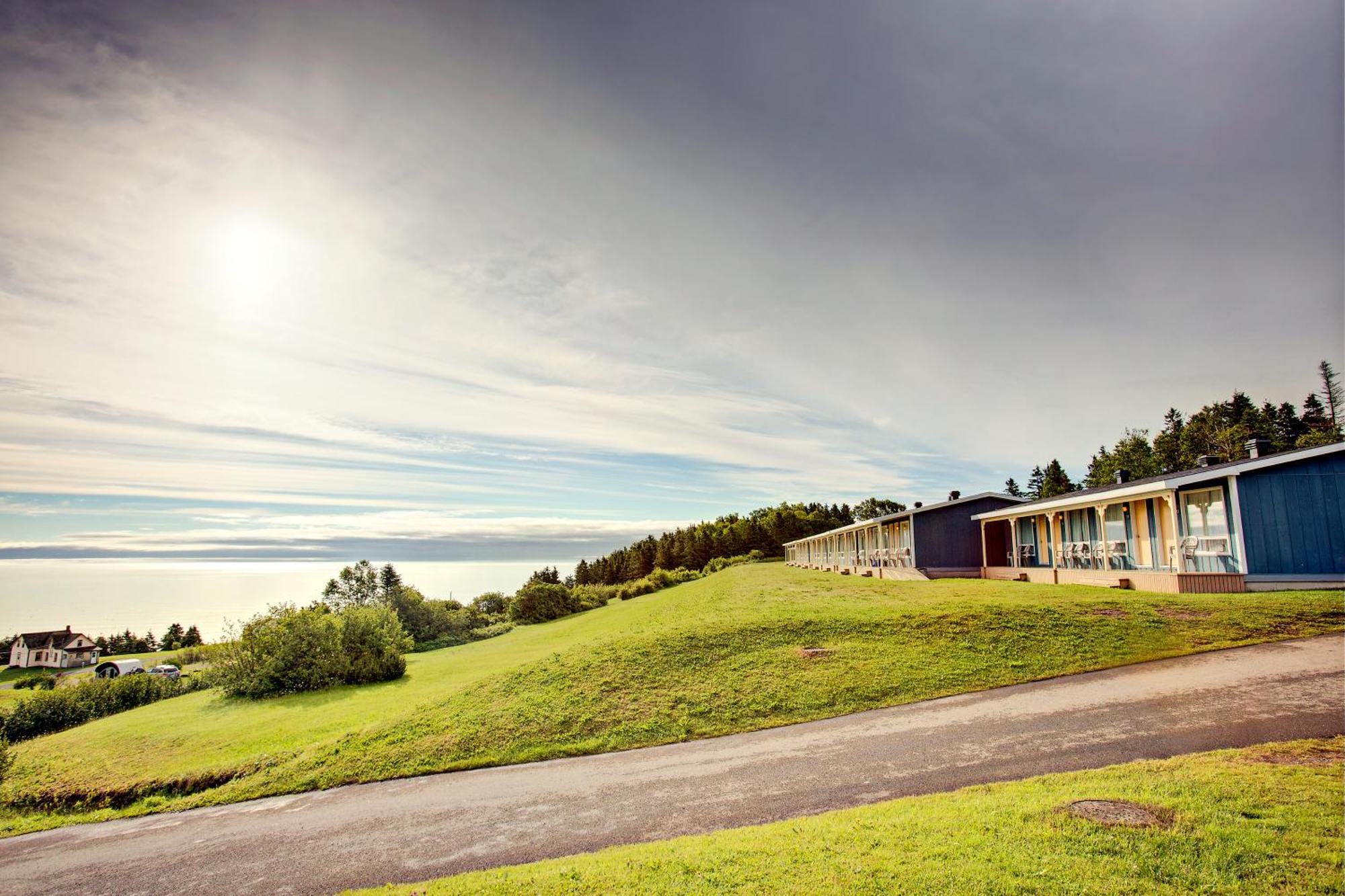 Hebergement Fort Prevel Saint Georges De Malbaie Exterior foto